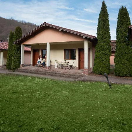 тихия кът בית הארחה