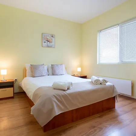 тихия кът 게스트하우스 리바리차