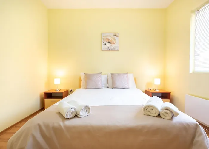 Affittacamere тихия кът 3*